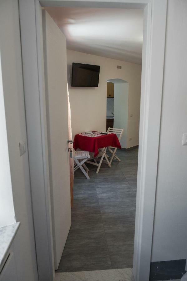 Ferienwohnung Monolocale Marola La Spezia Exterior foto